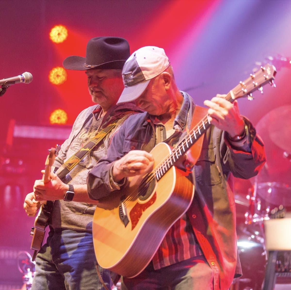 Steel Skarecrow performing live